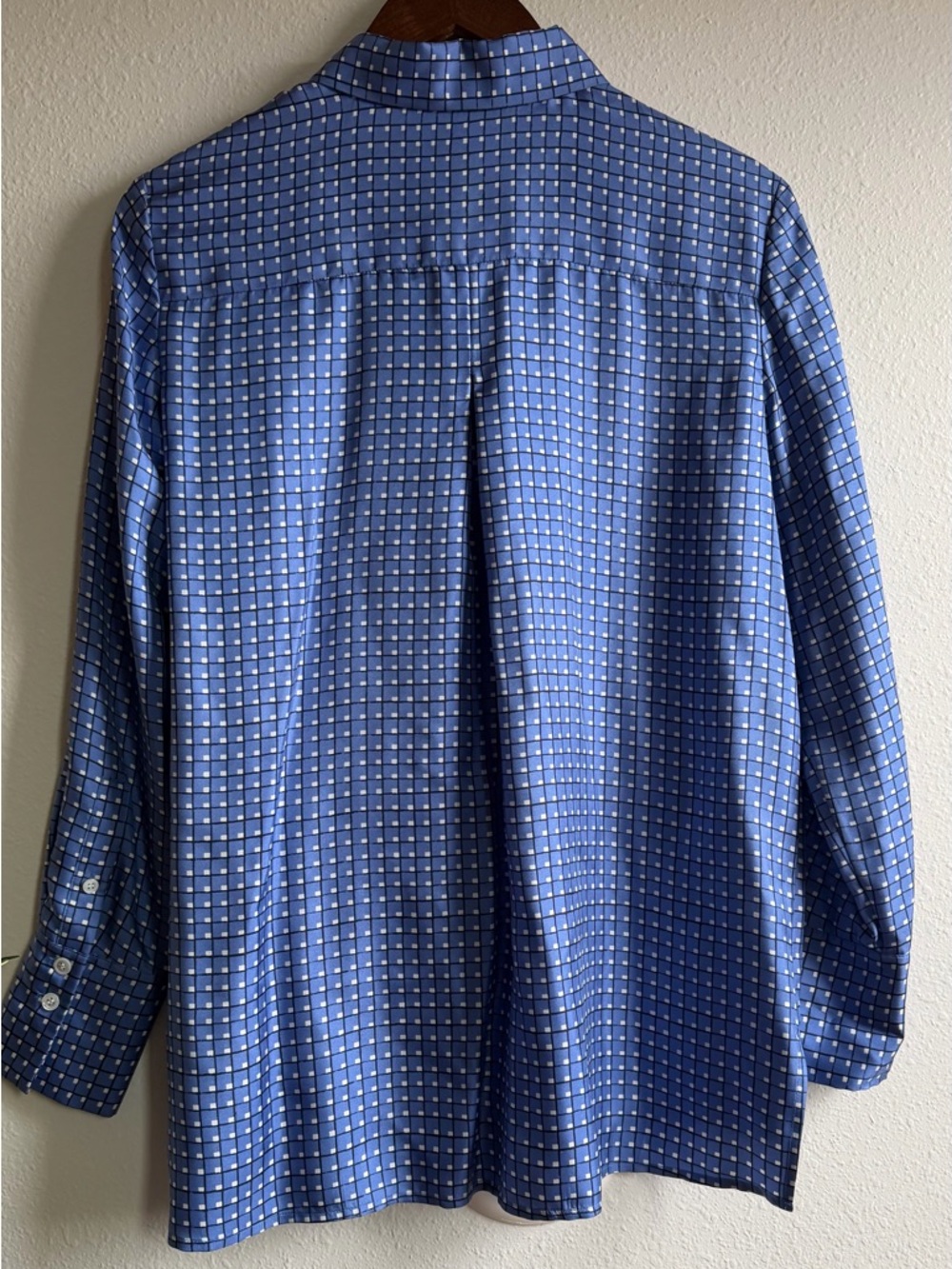 Theory Sunaya Color Block 100% Silk Blouse - Picture 2 of 6